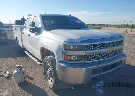 2019 Chevrolet Silverado 2500Hd Wt from USA, damaged, VIN 1GC1KREG5KF138898